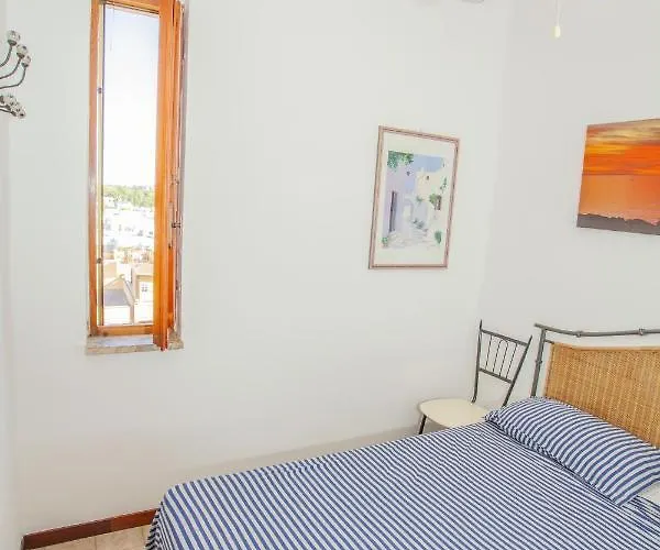 Seabreeze Baia Apartment